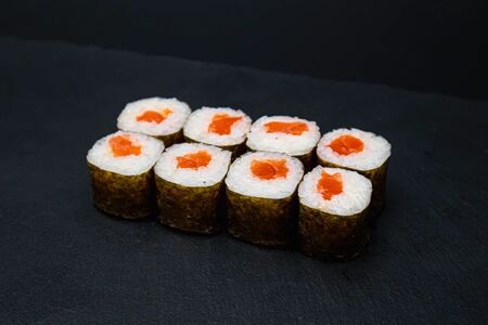 Маки Лосось