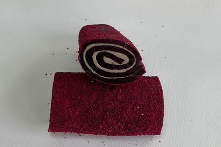 Клубника в гранате