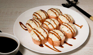 Ролл запеченный Неон