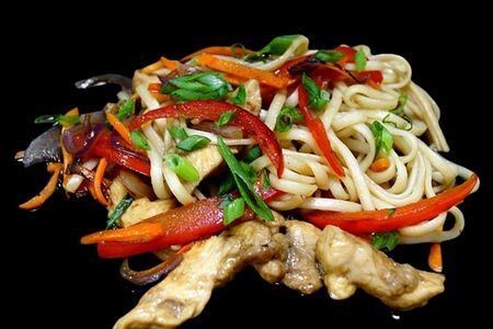 Удон с курицей