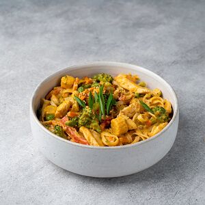 Вок с курицей карри