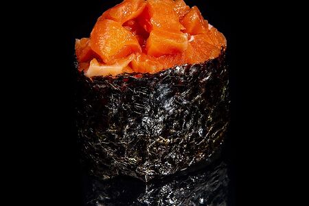 Сяке нигири