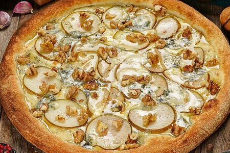 Пицца Груша- горгонзола