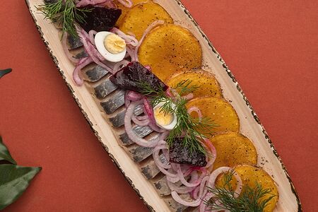 Сельдь пряного посола с картофелем