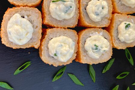 Ролл Темпура с сурими