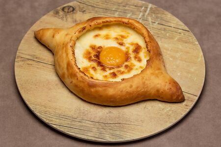 Хачапури по-аджарски