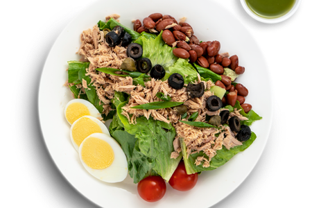 Салат с тунцом