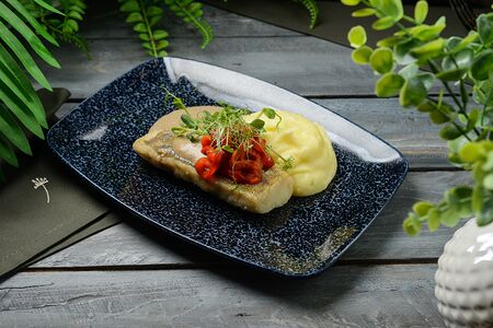 Филе судака с грибным соусом