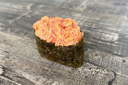 Гункан с тунцом