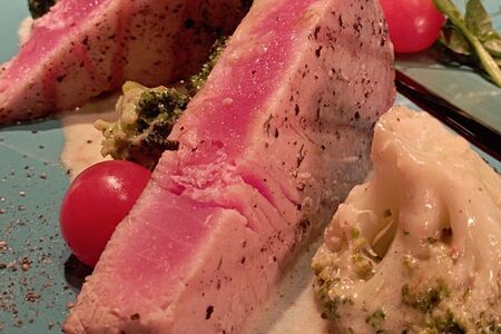 Стейк из тунца