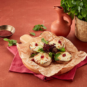 Шляпки шампиньонов, запечённые с сыром