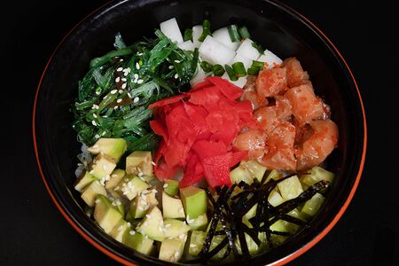 Поке с лососем