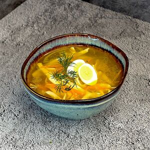 Куриный суп с лапшой