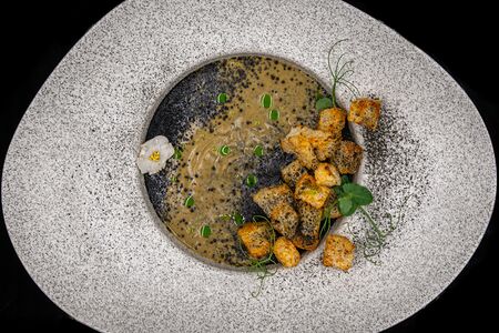 Суп-пюре из белых грибов