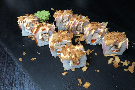 Ролл с беконом