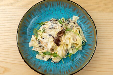 Паста с трубачом