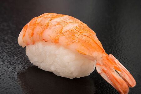 Суши с креветкой
