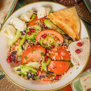 Վրացական աղցան ընկույզով