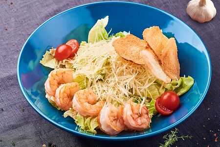 Салат Цезарь с креветкой