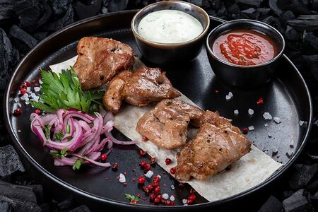 Мякоть свинины на мангале