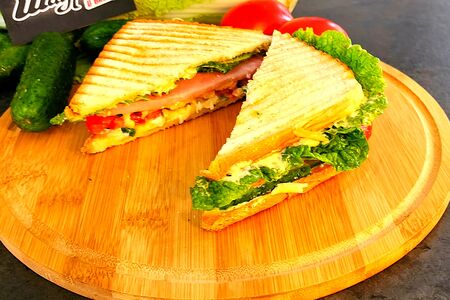 Сендвич с куриной грудкой