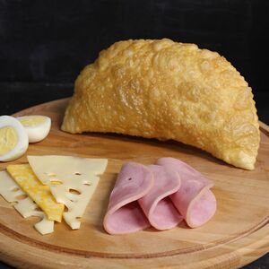 Чебурек Сыр-ветчина-яйцо