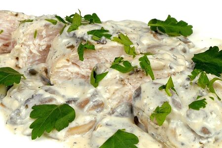 Куриное филе в сливочном соусе