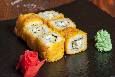 Ролл Эби темпура