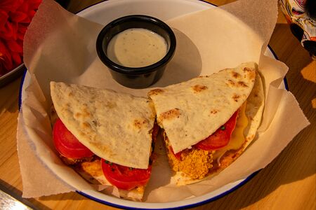 Кесадилья Четыре сыра