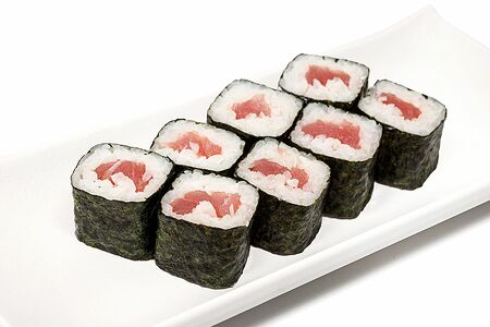 Роллы с тунцом