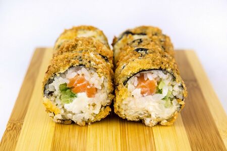 Ролл Чиз маки горячий