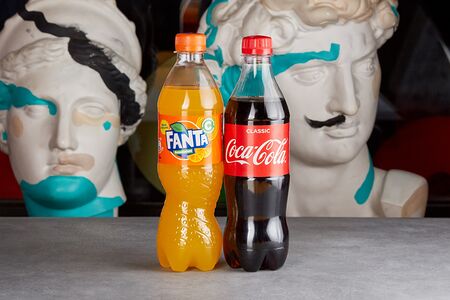 Coca-Cola большая