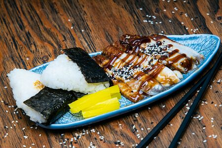 Сашими угорь