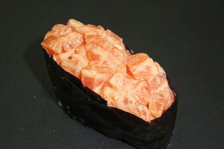 Гункан сяки спайси