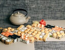 Набор Голодный студент (80шт., 2000г)