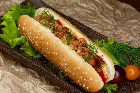 Хот-дог с куриной сосиской