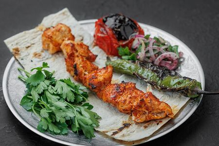 Тавук шиш-курица