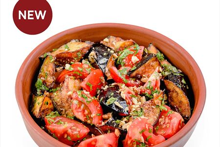 Салат с хрустящими баклажанами