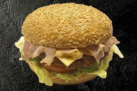 Чикен бургер с беконом