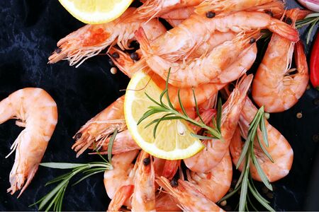 Креветки отварные