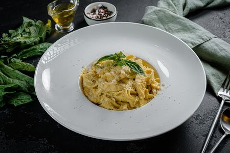 Феттуччине чикен карри