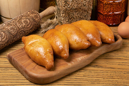 5 пирожков с картошкой