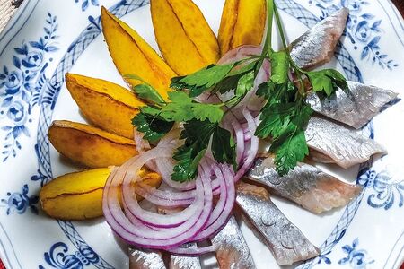 Селёдочка с запеченным картофелем