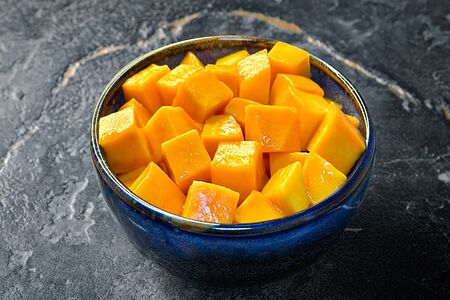 Кусочки сочного манго