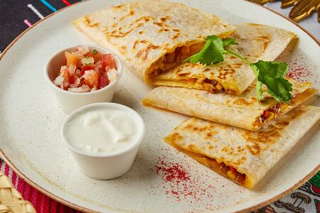 Кесадилья с креветками