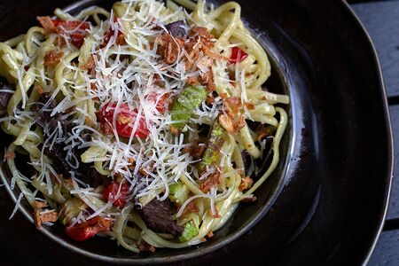 Паста с телячьей вырезкой