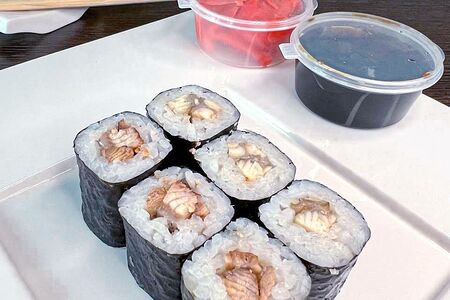 Ролл Унаги маки