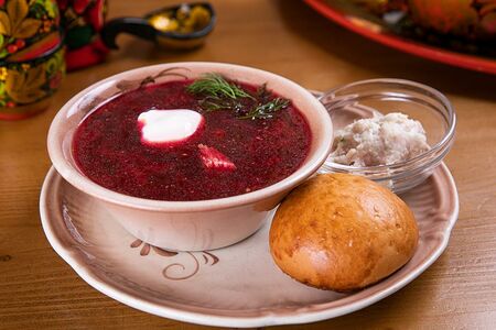 Борщ со сметаной