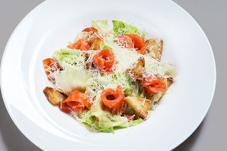 Цезарь с лососем