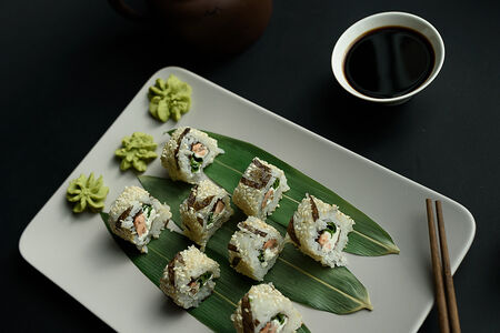 Ролл лосось огненный